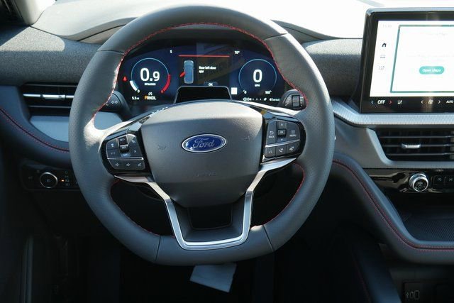 New 2026 Ford Explorer ST-Line w/ ST-Line Street Pack image 18