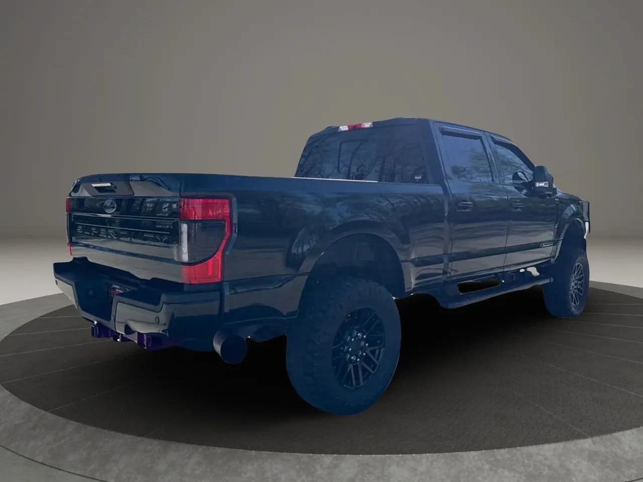Used 2022 Ford F350 Lariat w/ Black Appearance Package AWD/4WD image 5