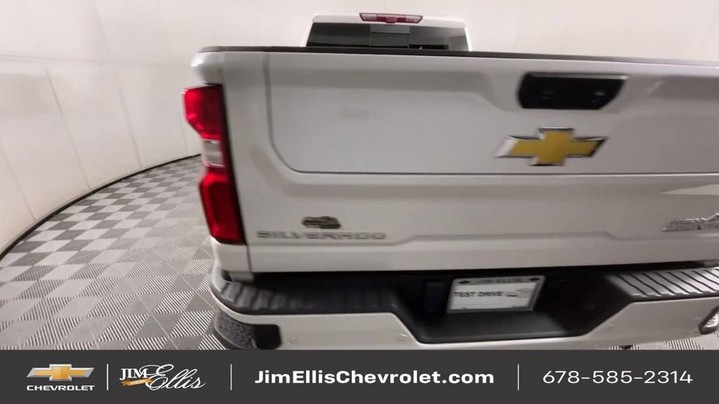Certified 2024 Chevrolet Silverado 2500 High Country w/ Technology Package image 8