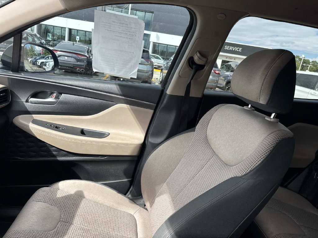 Used 2022 Hyundai Santa Fe SE FWD image 21