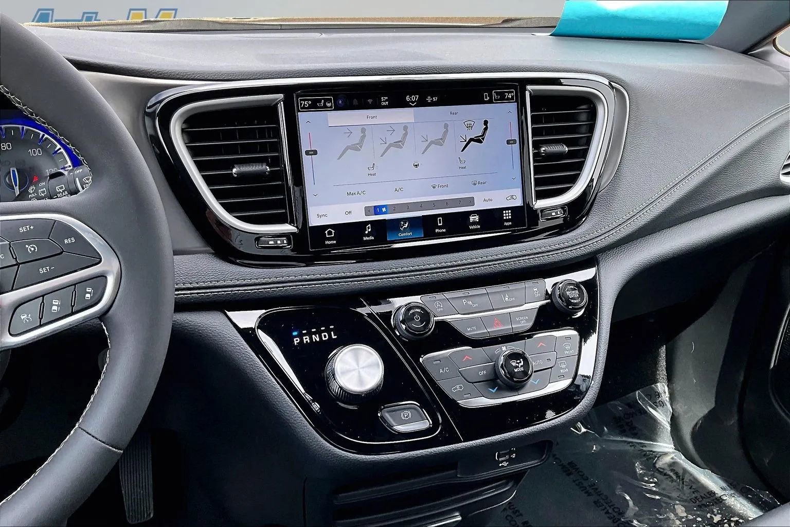 New 2026 Chrysler Pacifica Select AWD/4WD image 6