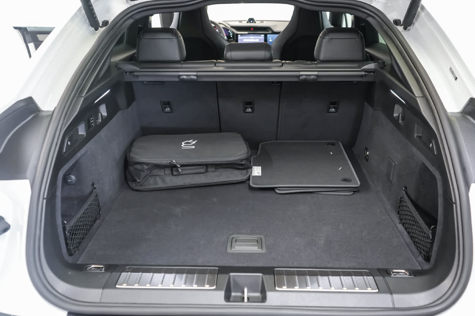 New 2026 Porsche Cayenne S AWD/4WD image 30