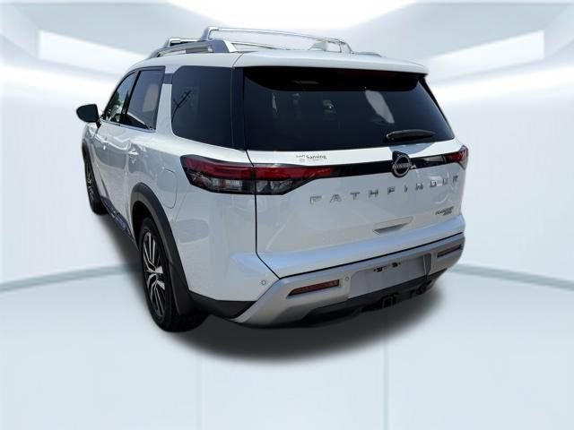 Used 2023 Nissan Pathfinder Platinum w/ Cargo Package AWD/4WD image 9