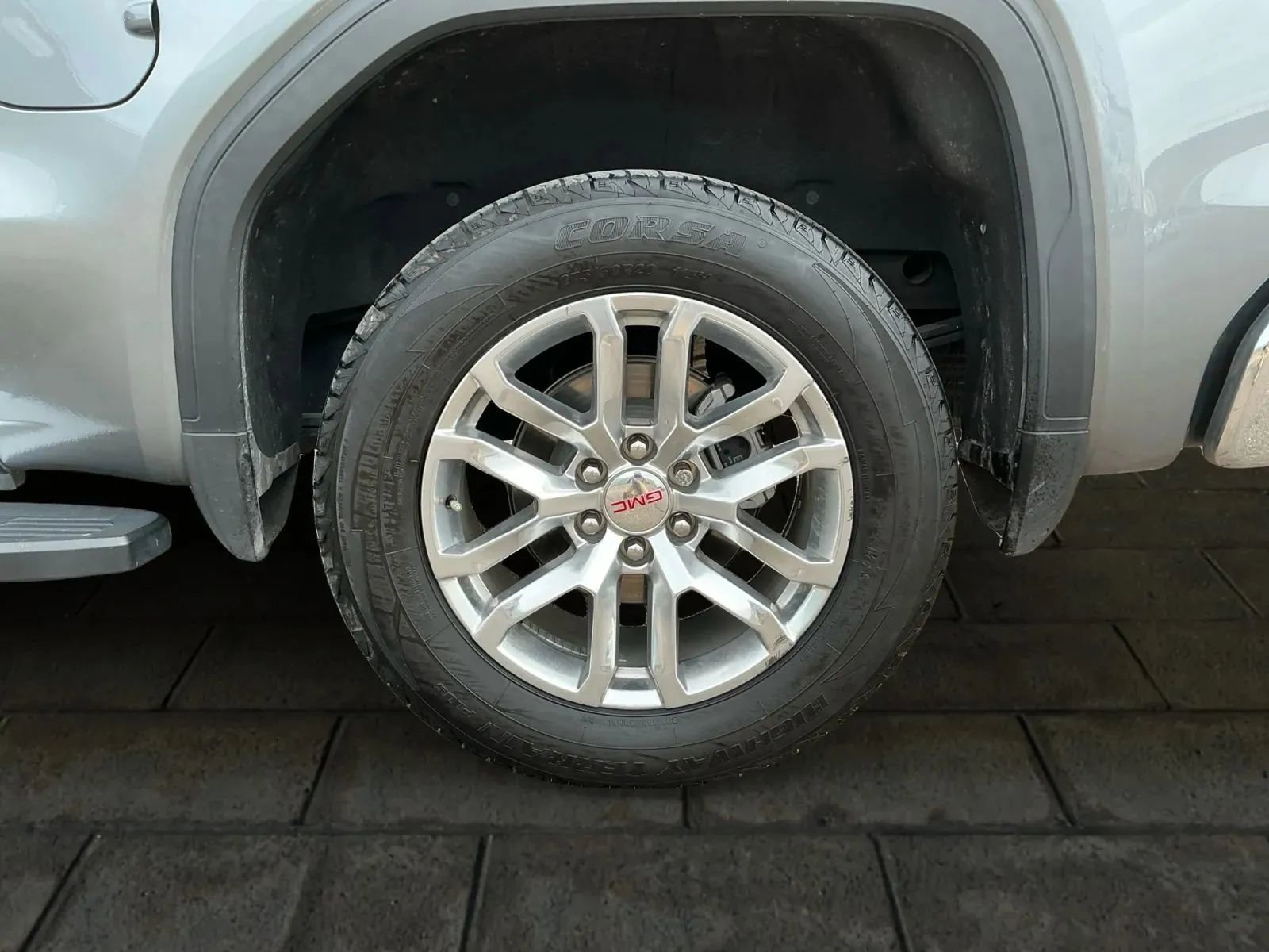 Used 2019 GMC Sierra 1500 SLT image 18