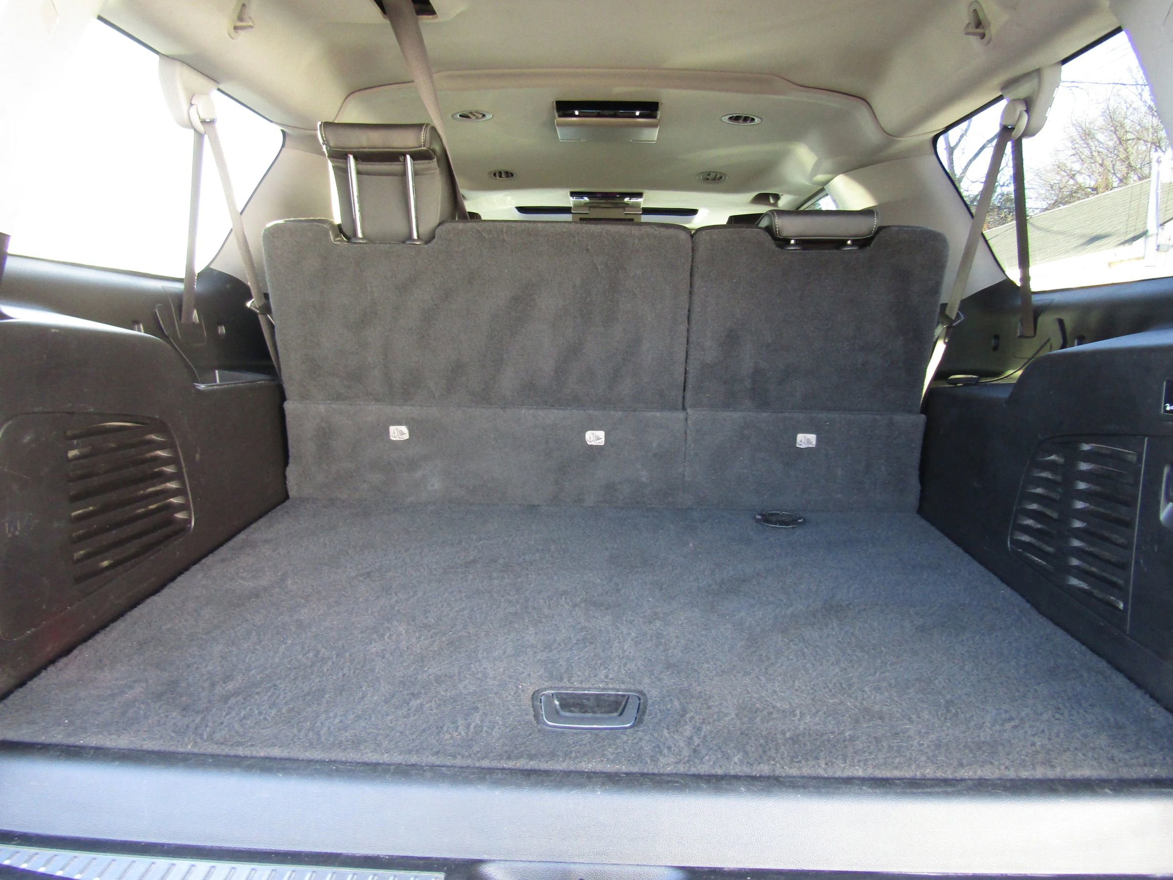 Used 2015 GMC Yukon XL Denali w/ Open Road Package image 15