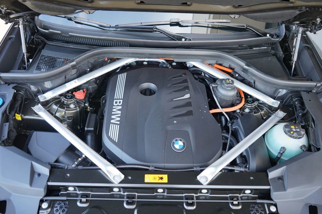 New 2026 BMW X5 xDrive50e w/ M Sport Package image 22