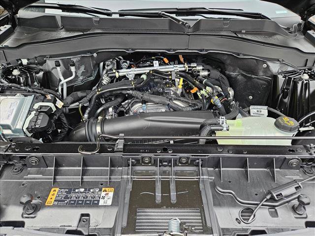 New 2026 Ford Explorer Active RWD image 17