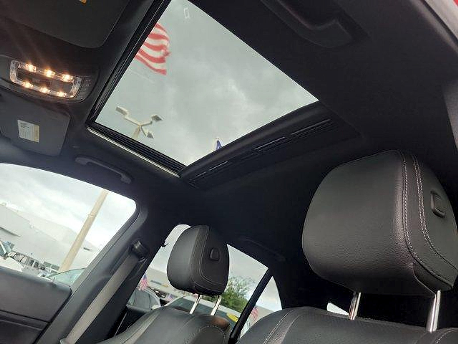 Used 2024 Mercedes-Benz GLE 350 4MATIC image 28