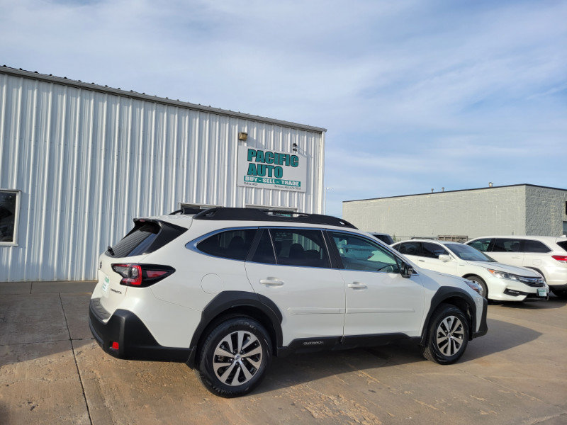 Used 2024 Subaru Outback Premium w/ Popular Package #1A AWD/4WD image 7