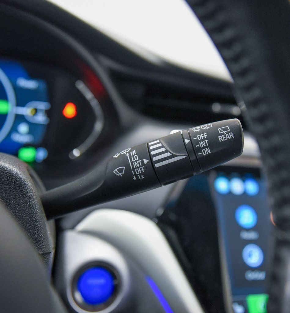 Used 2019 Chevrolet Bolt Premier w/ Infotainment Package image 26