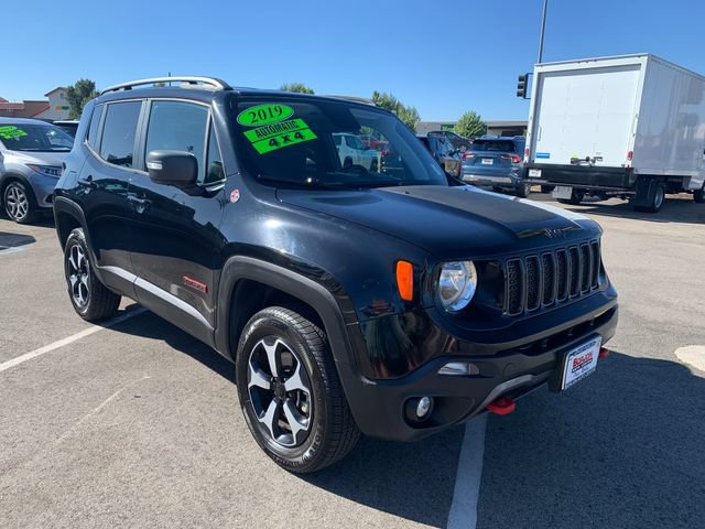 Used 2019 Jeep Renegade Trailhawk AWD/4WD image 4
