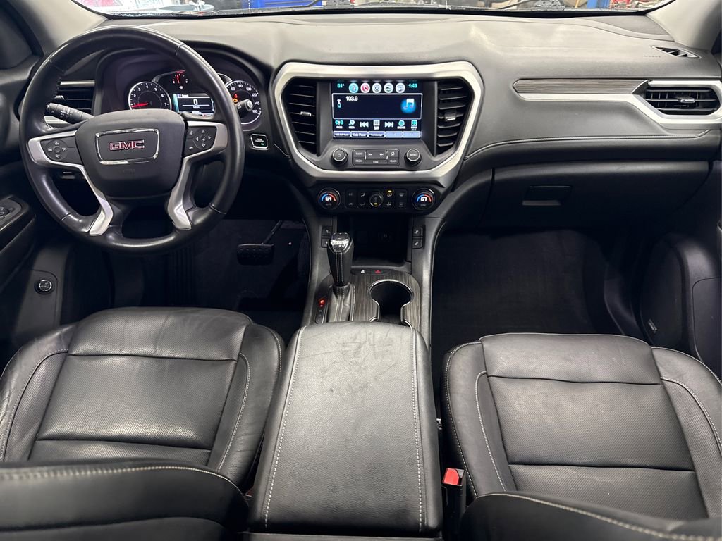 Used 2017 GMC Acadia SLT w/ LPO, Floor Liner Package image 21