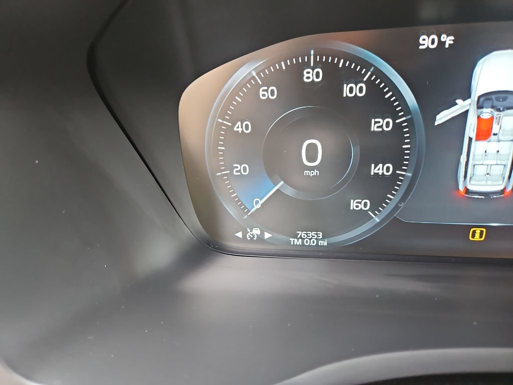 Used 2018 Volvo XC90 T6 Inscription w/ Convenience Package AWD/4WD image 17