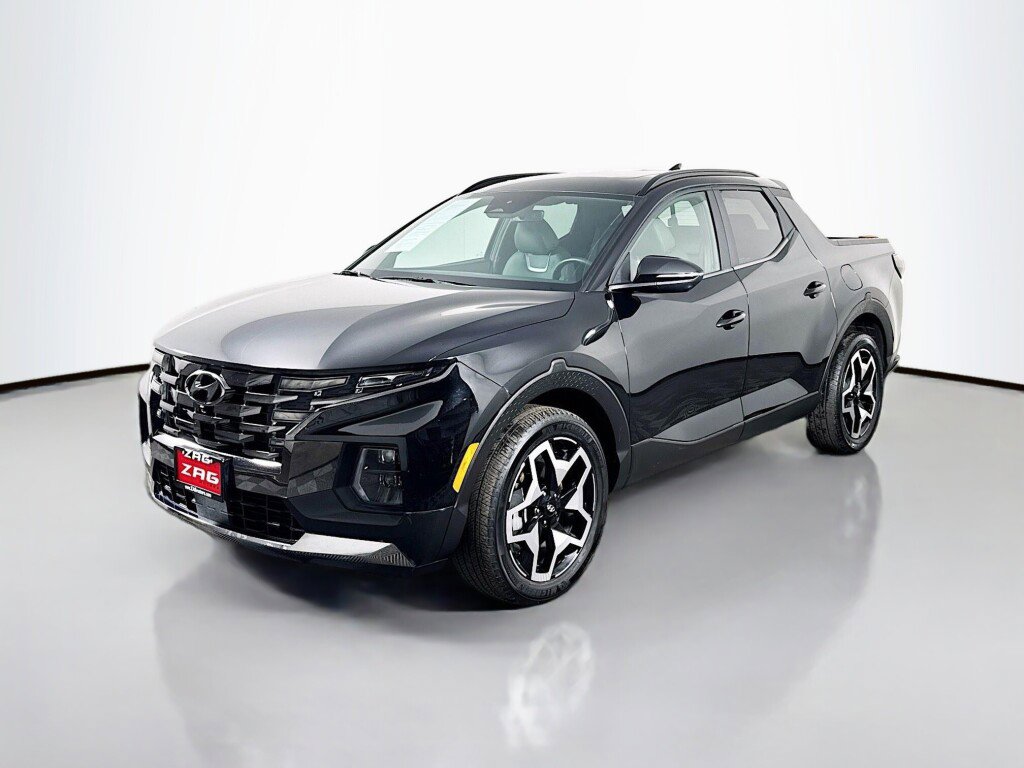 Used 2022 Hyundai Santa Cruz Limited w/ Cargo Package