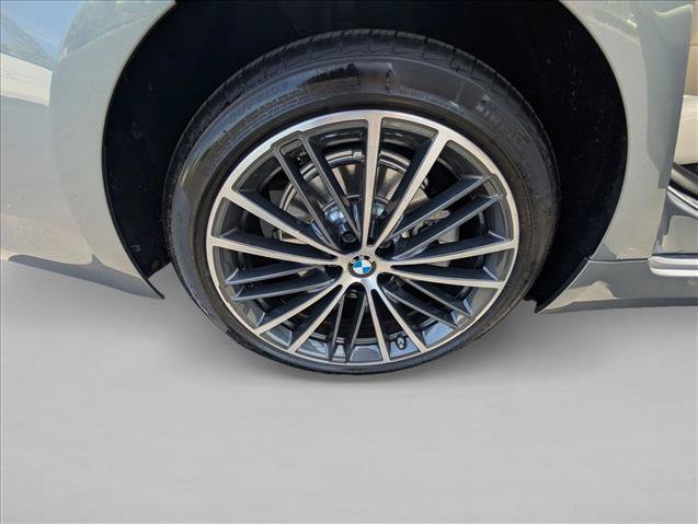 Used 2021 BMW 530e w/ Parking Assistance Package RWD image 9