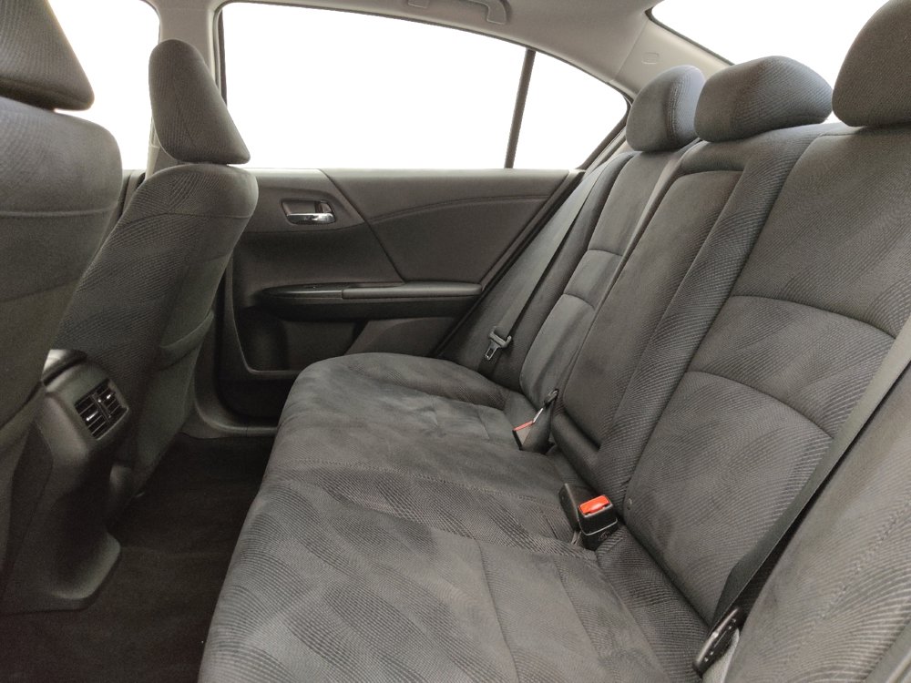 Used 2016 Honda Accord EX image 18