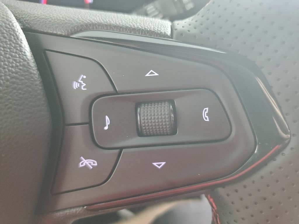 New 2026 Chevrolet Trax RS w/ Driver Confidence Package FWD image 18