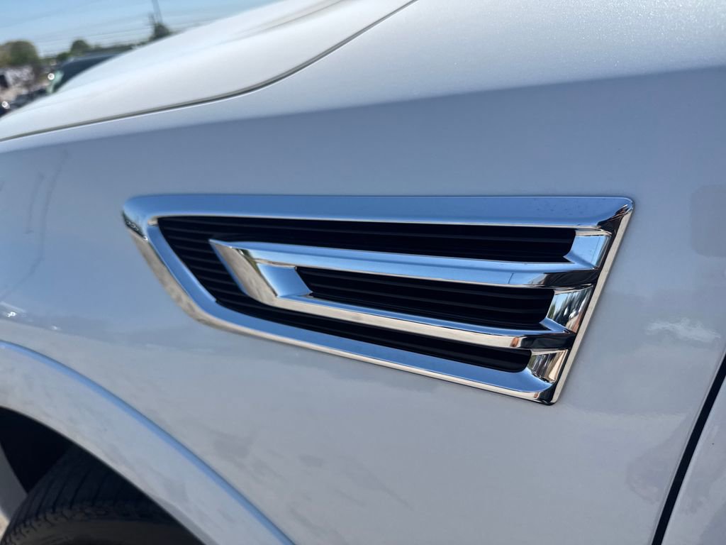 Used 2023 INFINITI QX80 Sensory w/ Cargo Package AWD/4WD image 34