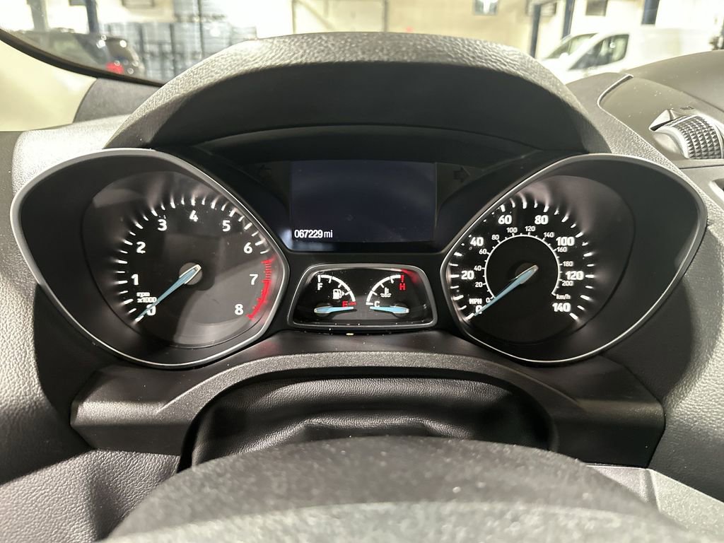 Used 2019 Ford Escape SE image 10