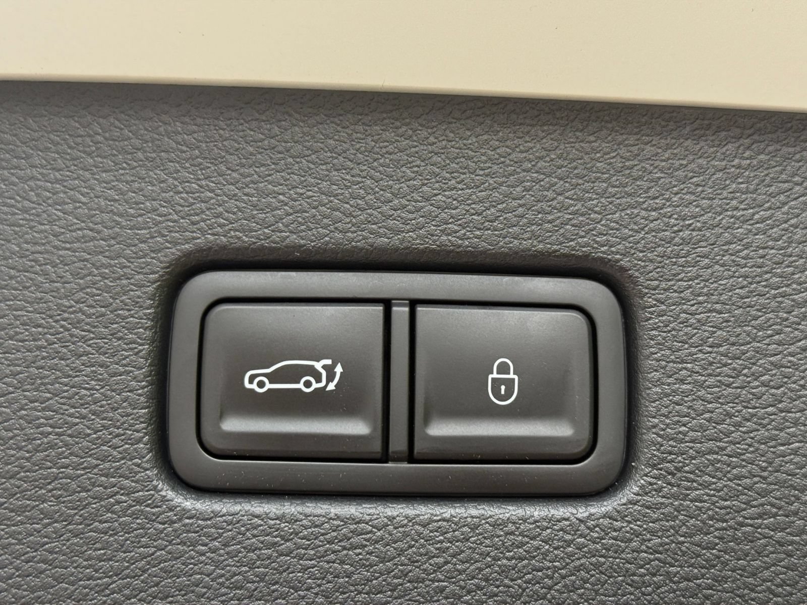 Used 2026 Genesis GV80 2.5T AWD/4WD image 24