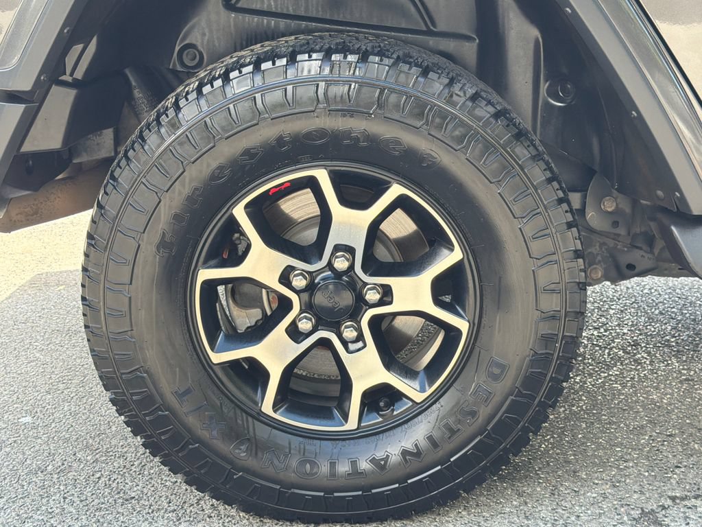 Used 2019 Jeep Wrangler Unlimited Rubicon AWD/4WD image 5