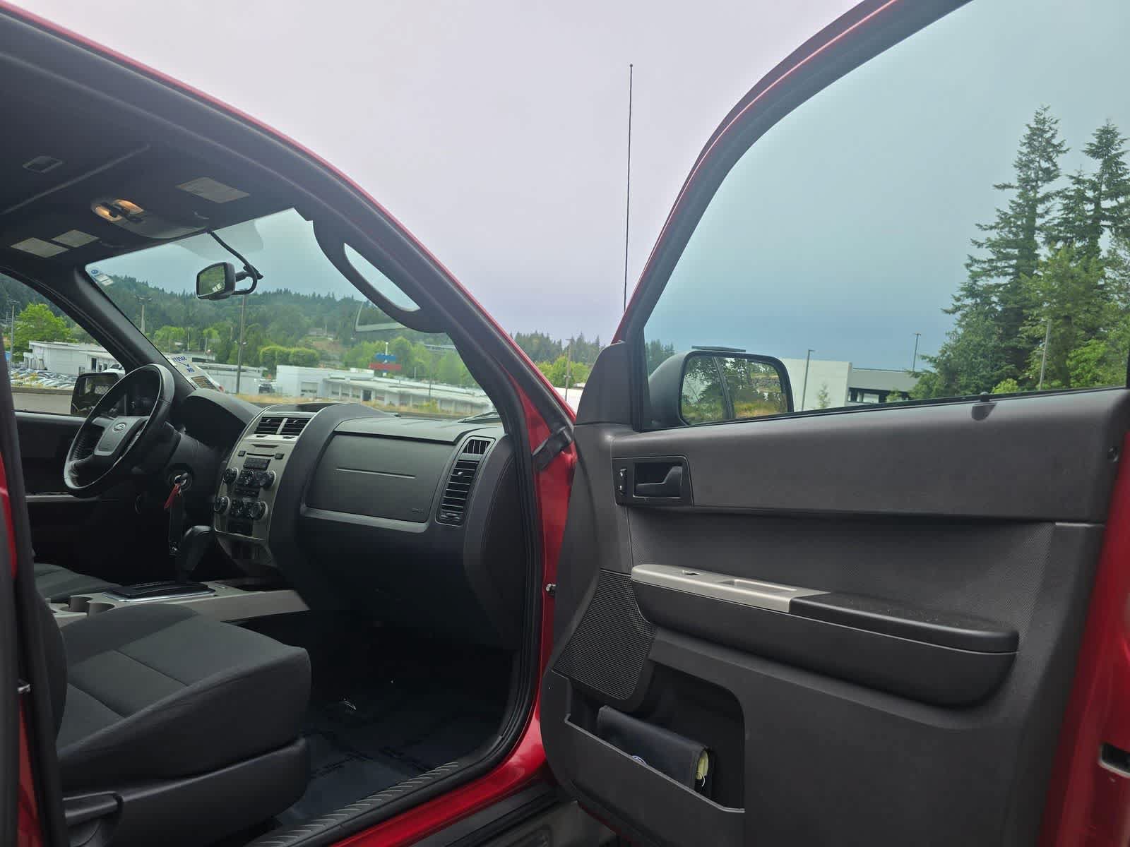 Used 2012 Ford Escape XLT AWD/4WD image 15