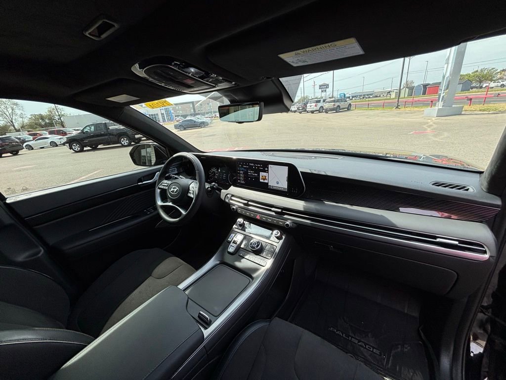 Used 2025 Hyundai Palisade Calligraphy image 9