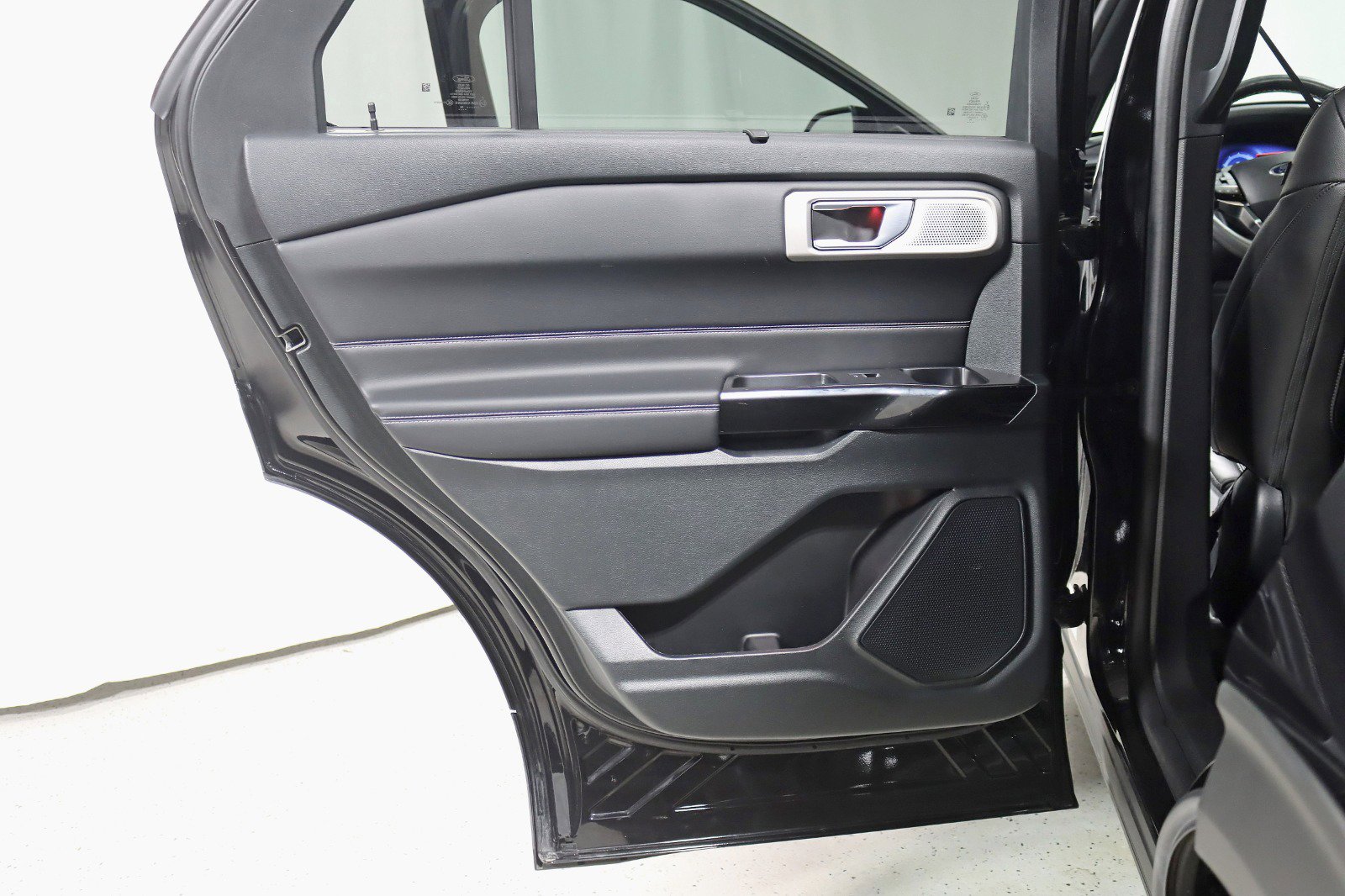 Used 2024 Ford Explorer ST w/ Equipment Group 401A AWD/4WD image 36