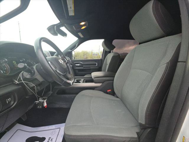Used 2024 RAM 2500 Big Horn w/ Off Road Package AWD/4WD image 9