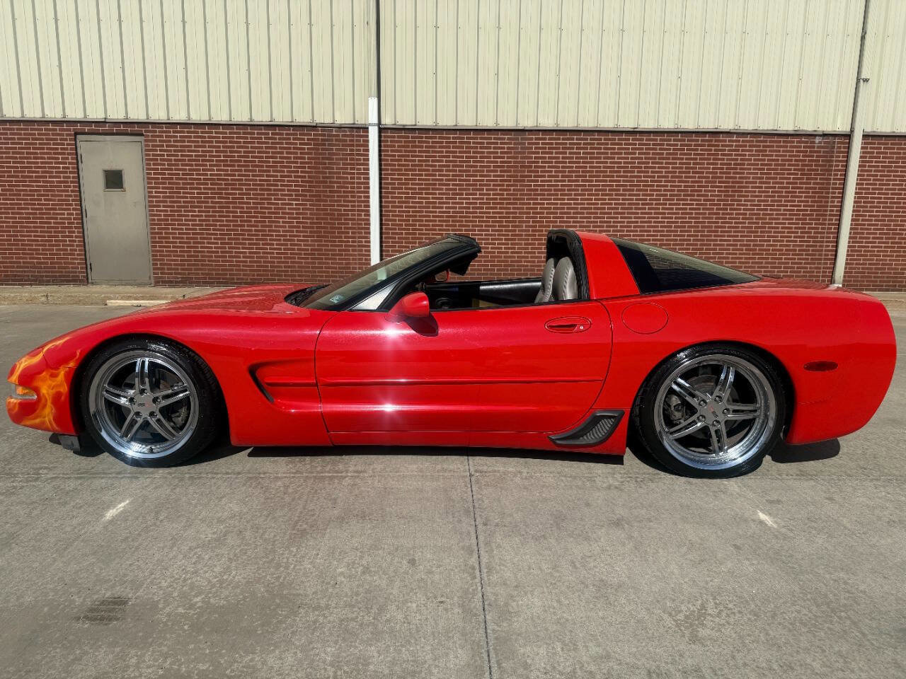Used 2002 Chevrolet Corvette Coupe w/ Preferred Equipment Group2 image 1
