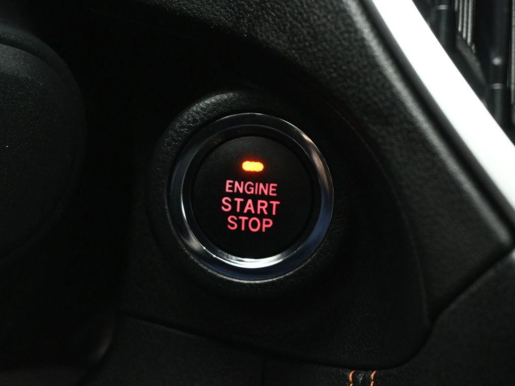 Used 2019 Subaru Crosstrek 2.0i Limited w/ Moonroof Package w/Navigation image 15