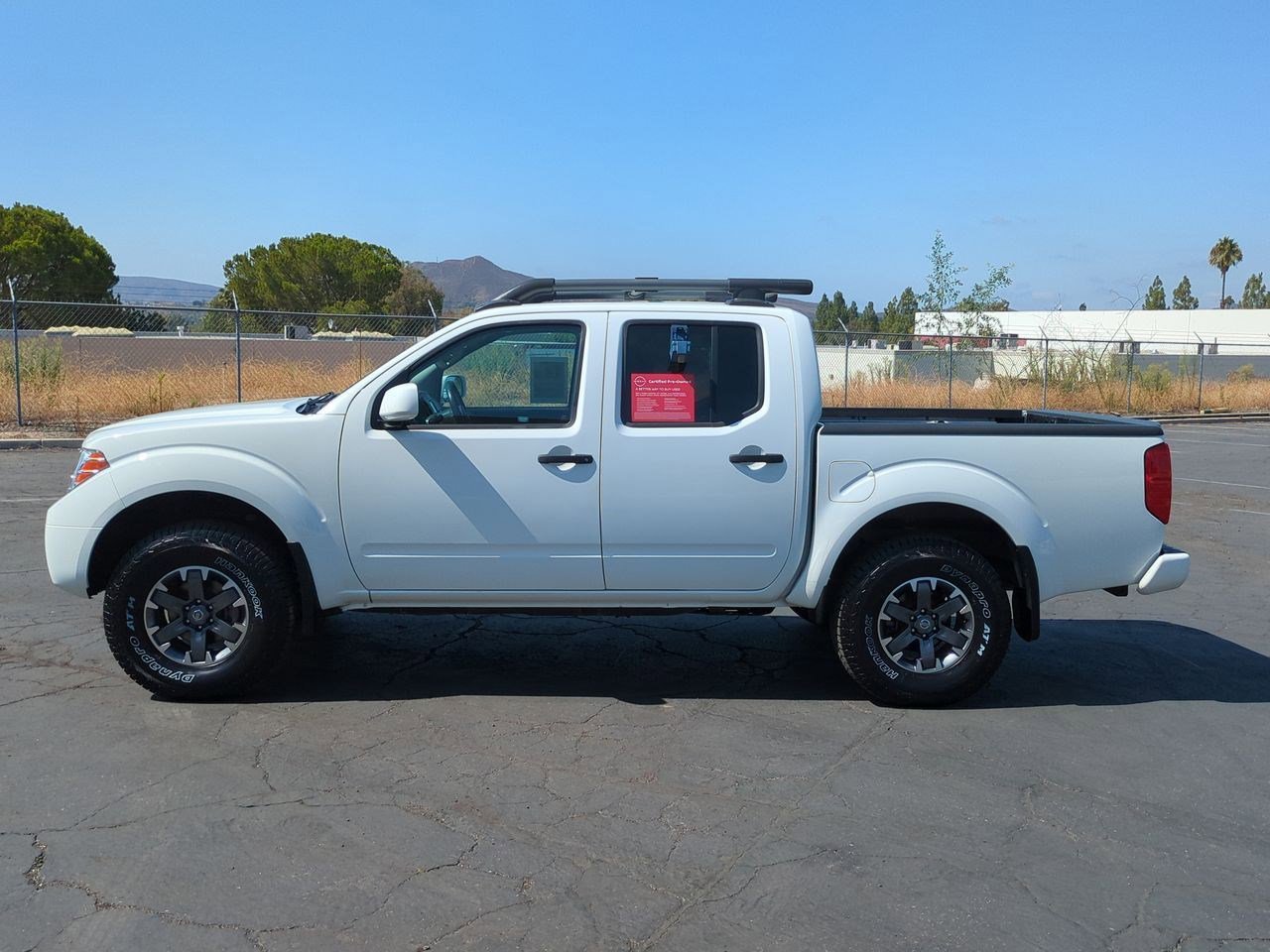 Used 2020 Nissan Frontier PRO-4X image 9