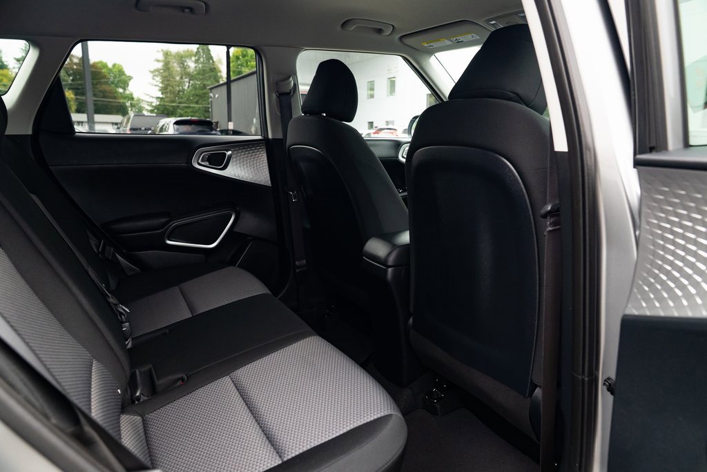 Used 2024 Kia Soul LX w/ Option Group 015 image 23