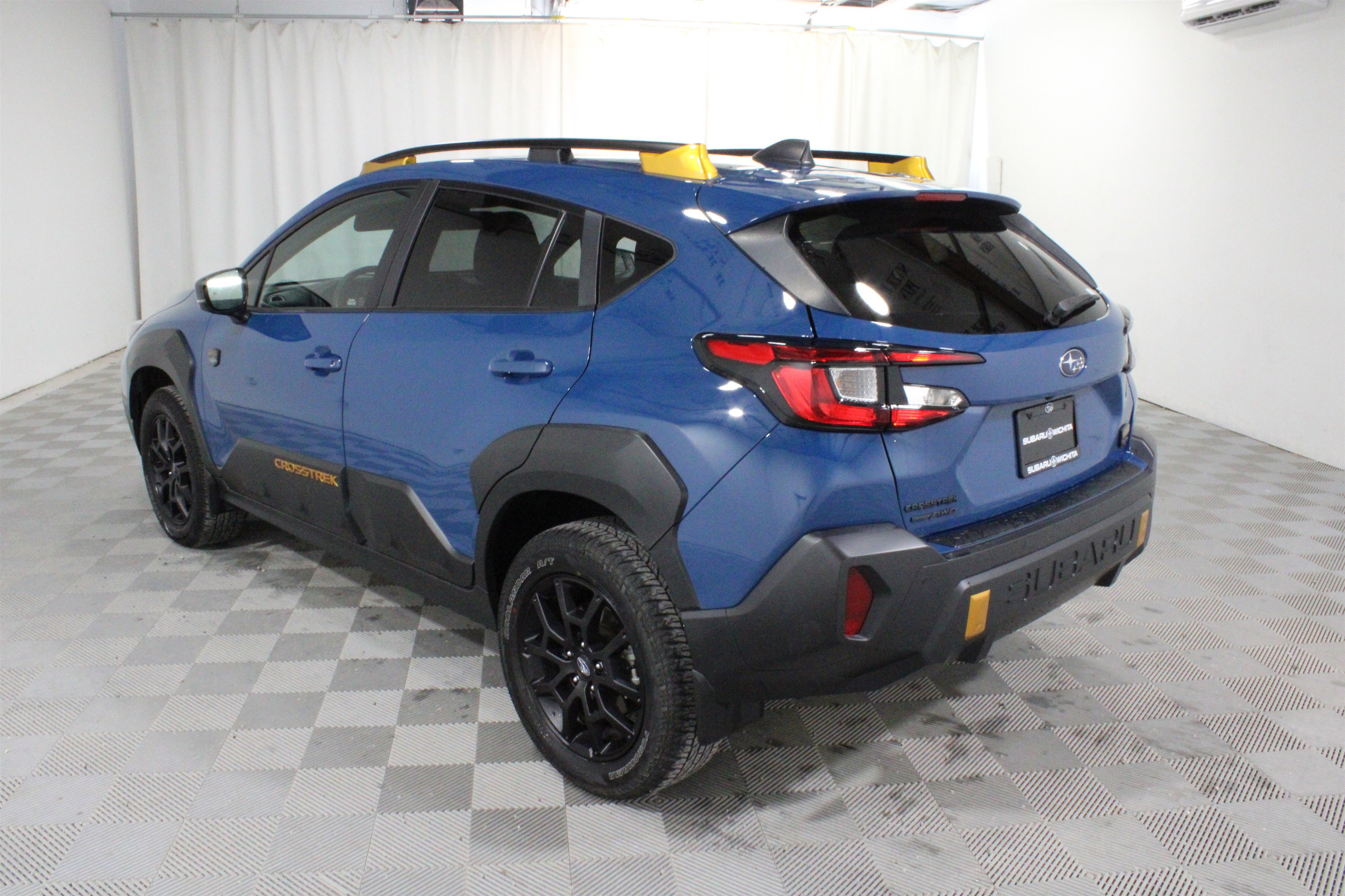 Used 2024 Subaru Crosstrek 2.5i Wilderness w/ Crosstrek Mirror Package AWD/4WD image 29