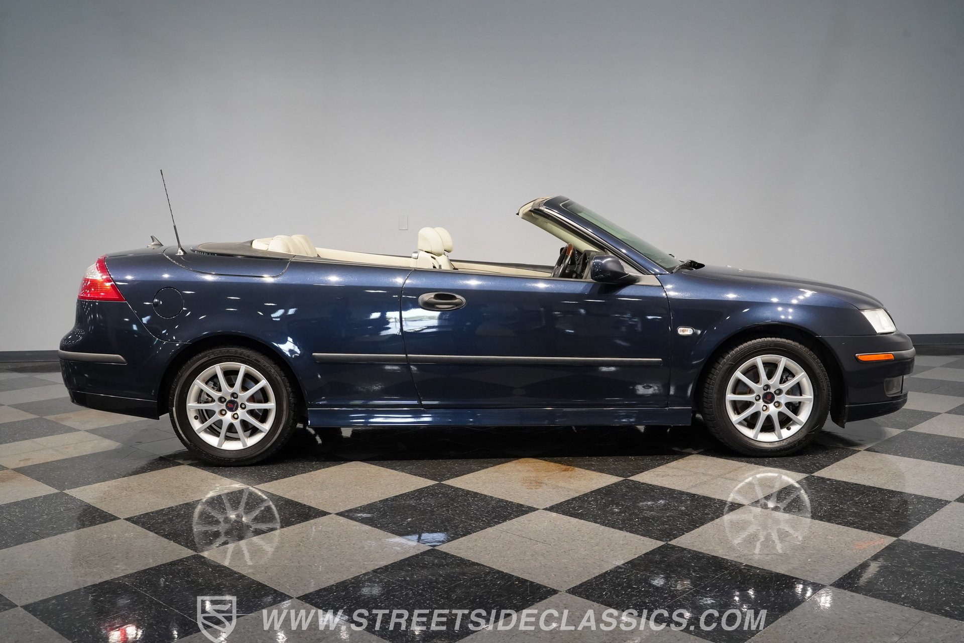 Used 2005 Saab 9-3 Arc FWD image 15