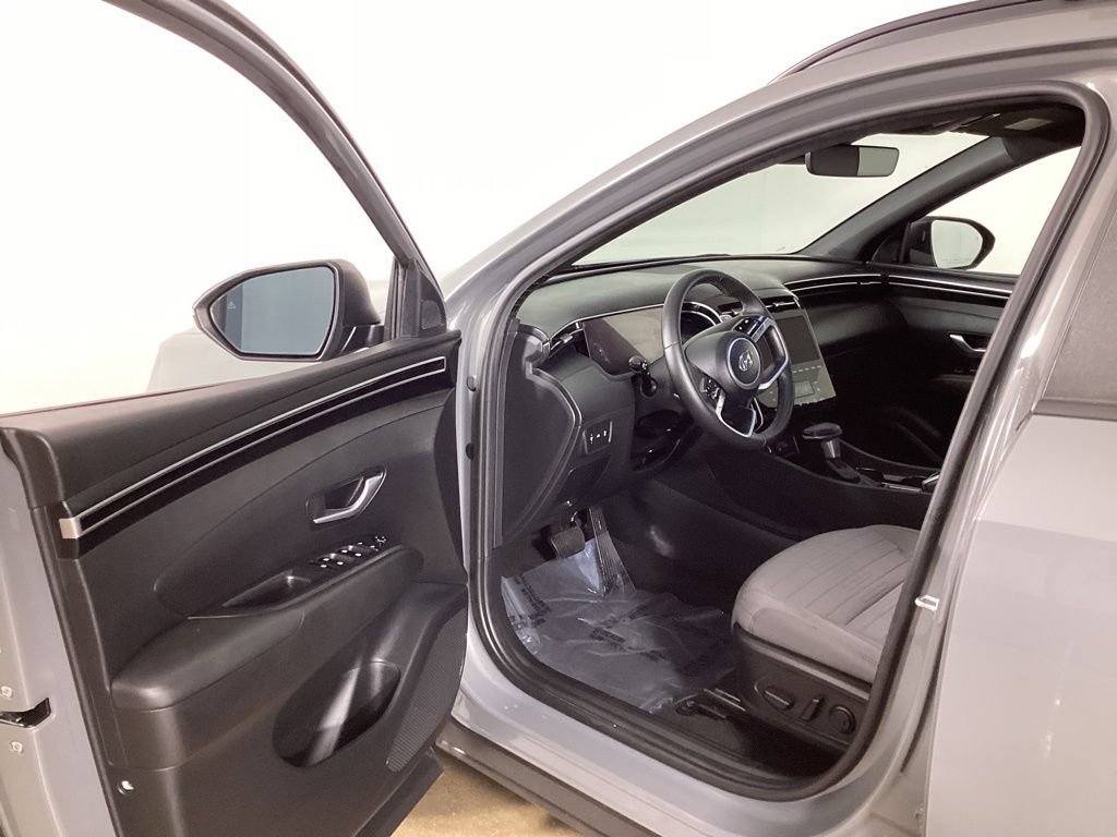 Used 2023 Hyundai Santa Cruz SEL Premium AWD/4WD image 11