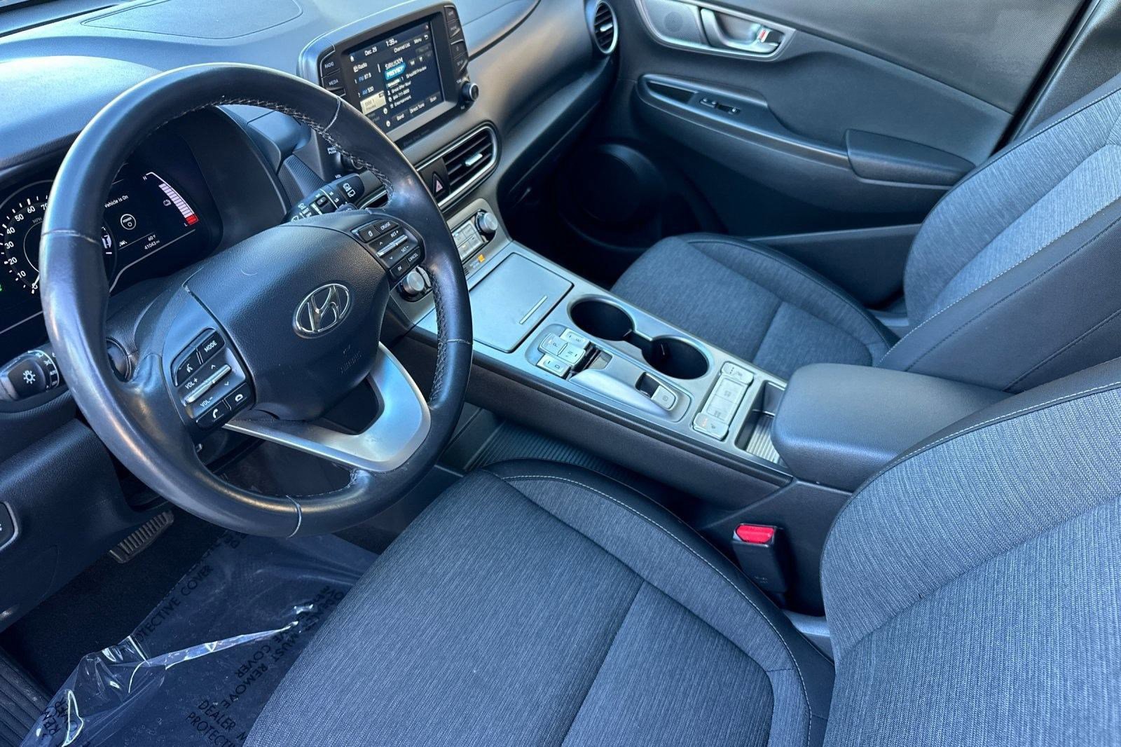 Used 2019 Hyundai Kona SEL image 4