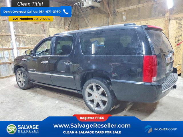Used 2013 Cadillac Escalade ESV Luxury RWD image 3