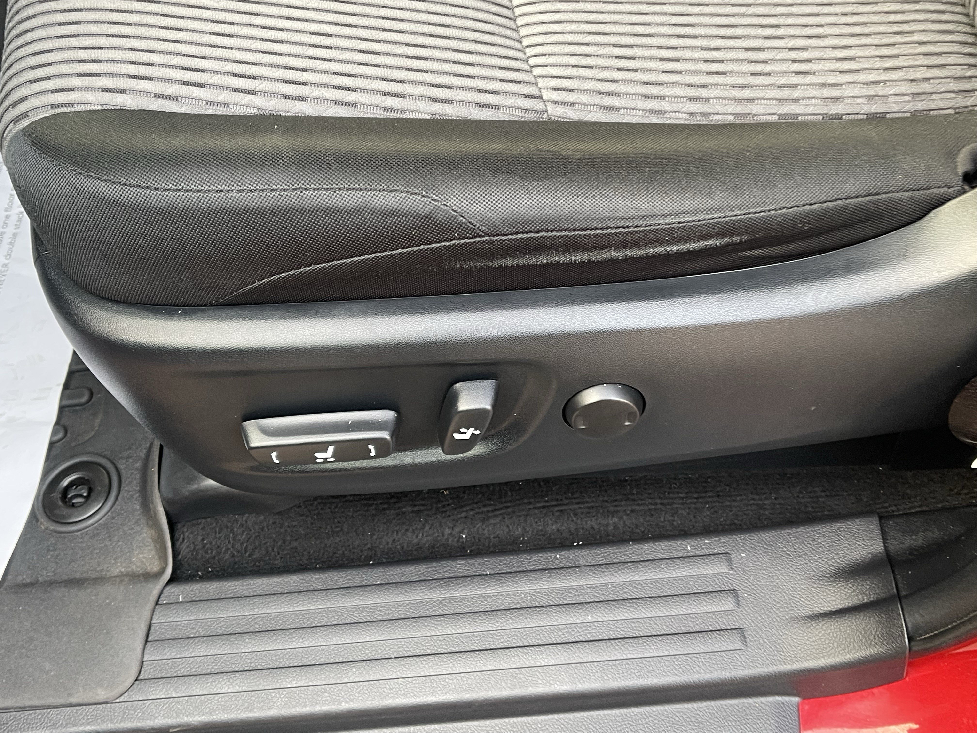 Certified 2024 Toyota 4Runner SR5 AWD/4WD image 16