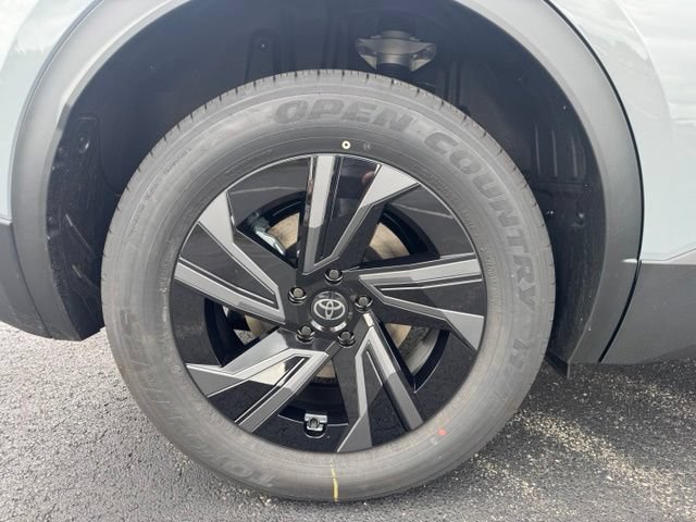 New 2026 Toyota C-HR AWD/4WD image 10