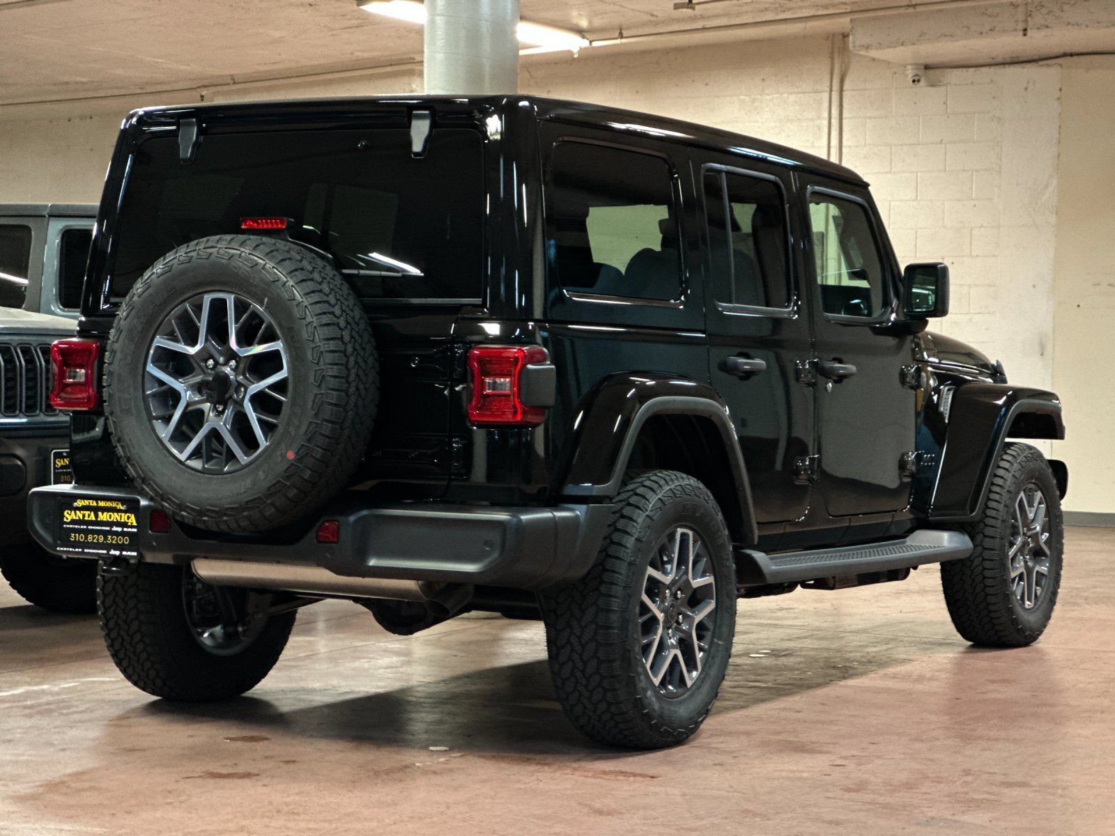New 2026 Jeep Wrangler Unlimited Sahara AWD/4WD image 5