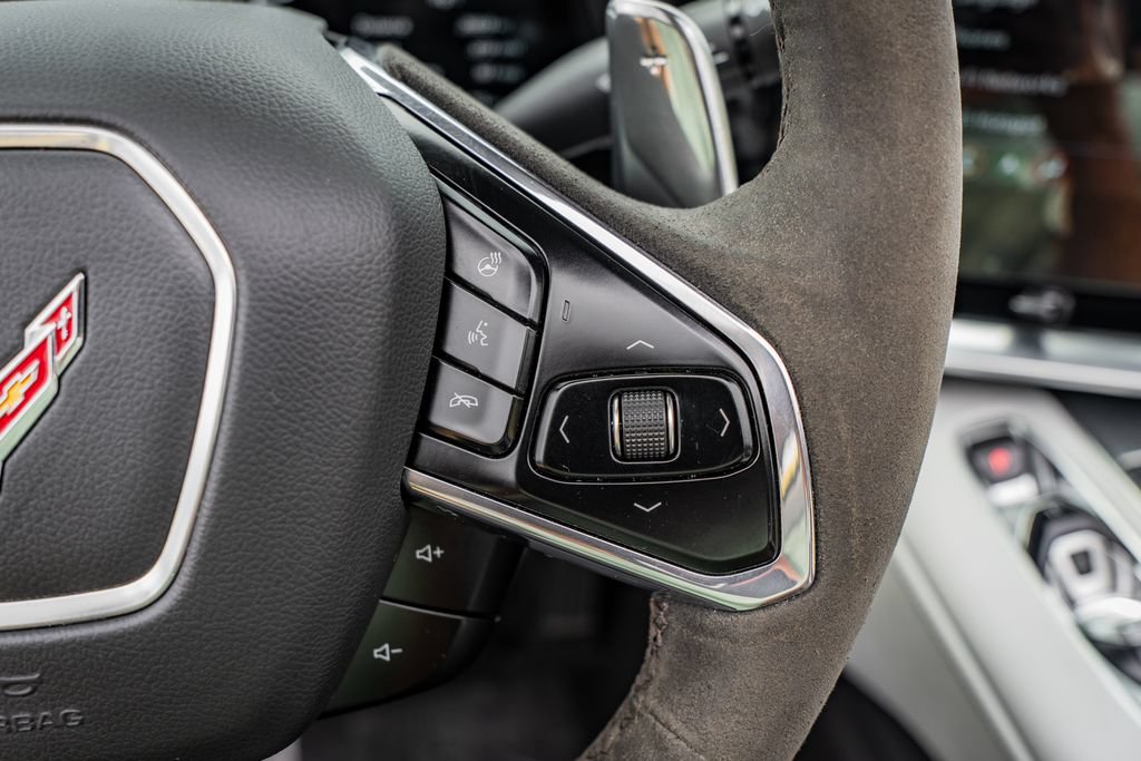 Used 2023 Chevrolet Corvette Stingray Preferred Conv w/ Z51 Performance Package RWD image 24