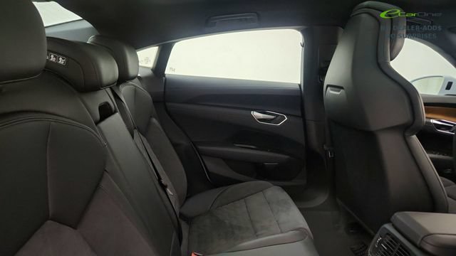 Used 2023 Audi e-tron GT Premium Plus AWD/4WD image 25
