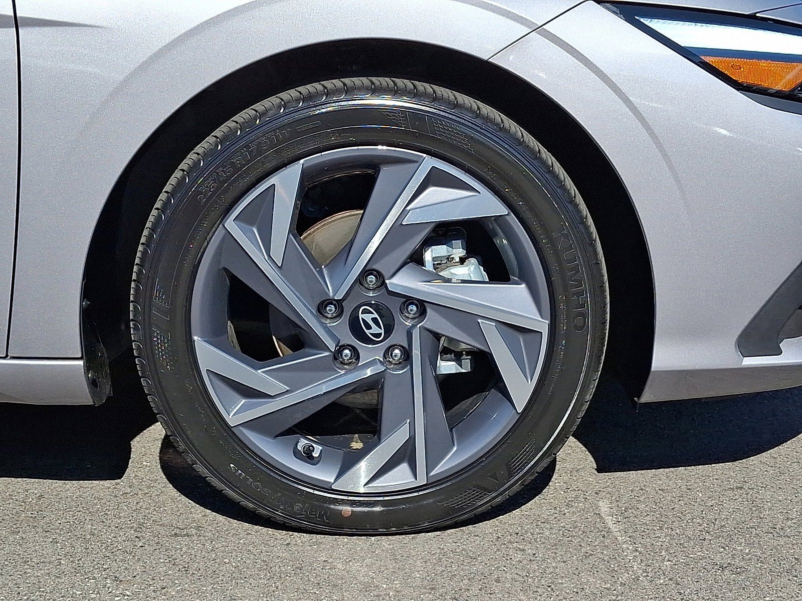 Certified 2025 Hyundai Elantra Sport FWD image 8