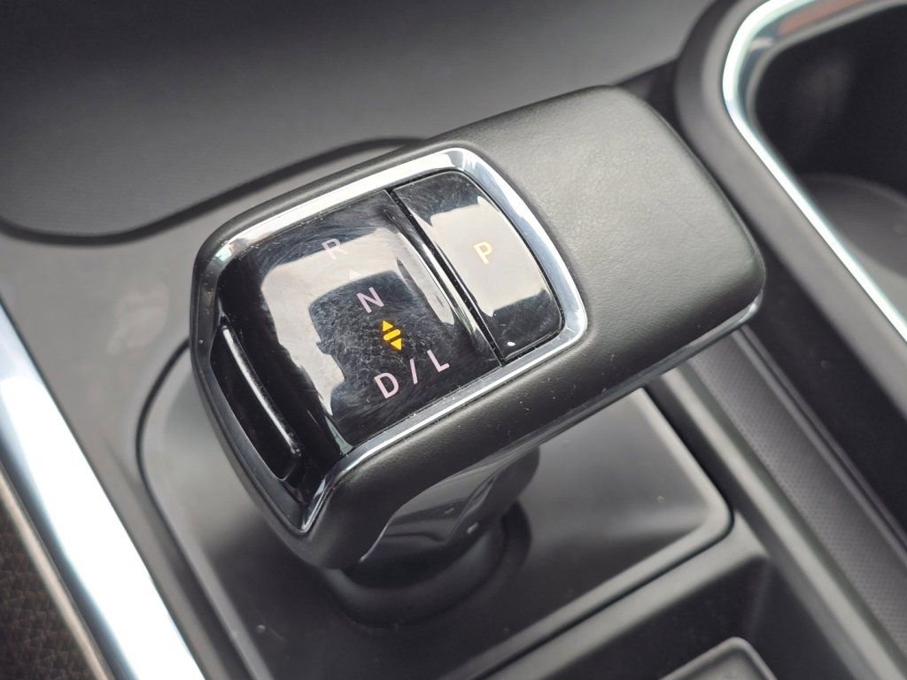 Used 2023 Chevrolet Silverado 1500 RST AWD/4WD image 36