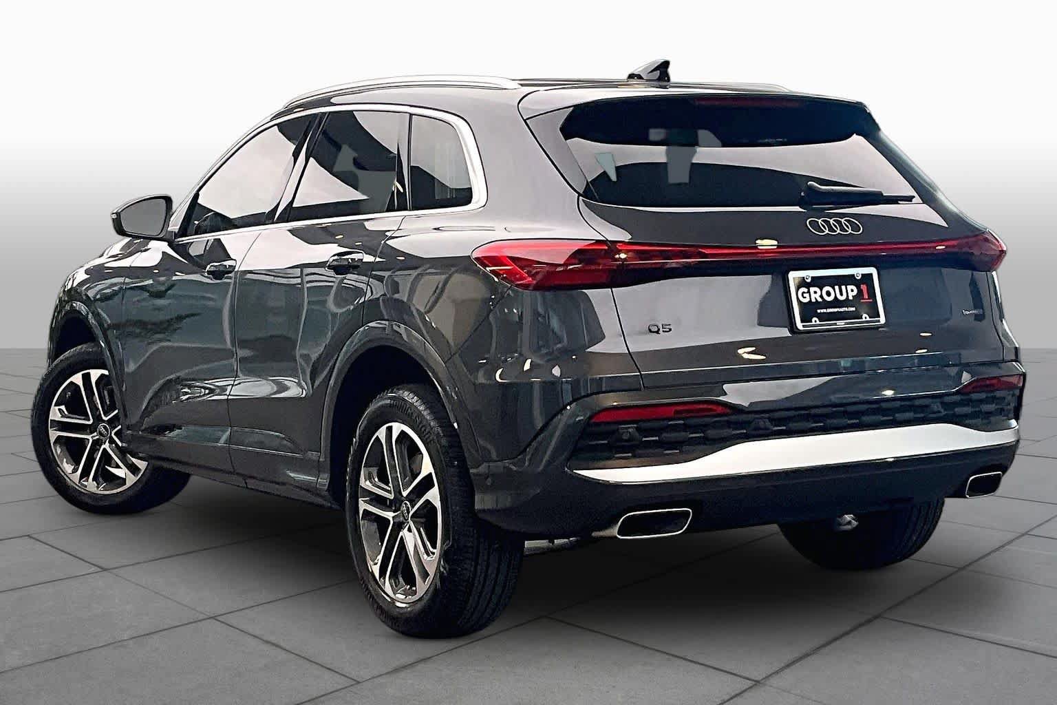 Certified 2025 Audi Q5 Premium w/ Convenience Package AWD/4WD image 12