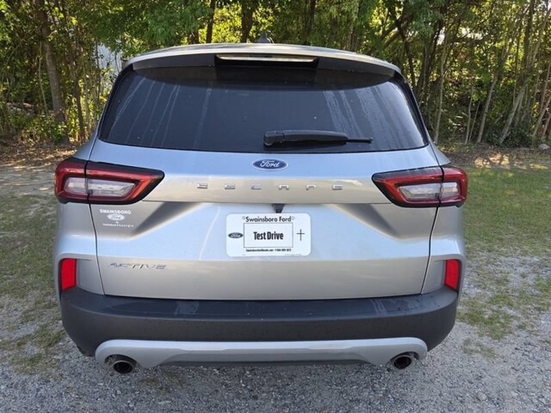Used 2024 Ford Escape Active FWD image 12