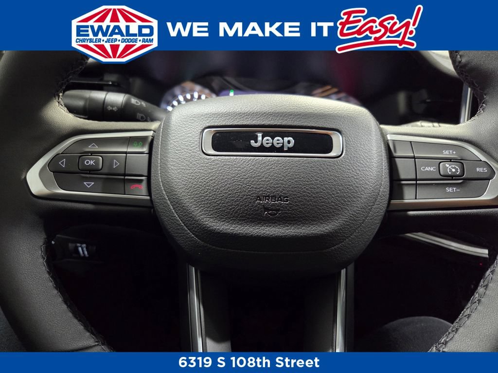 New 2026 Jeep Compass Latitude AWD/4WD image 4
