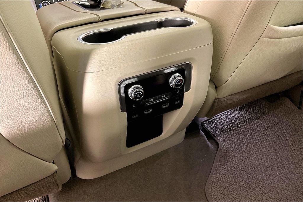 Used 2021 GMC Yukon Denali w/ Denali Ultimate Package image 34
