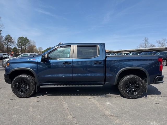 Used 2022 Chevrolet Silverado 1500 ZR2 w/ Technology Package image 2